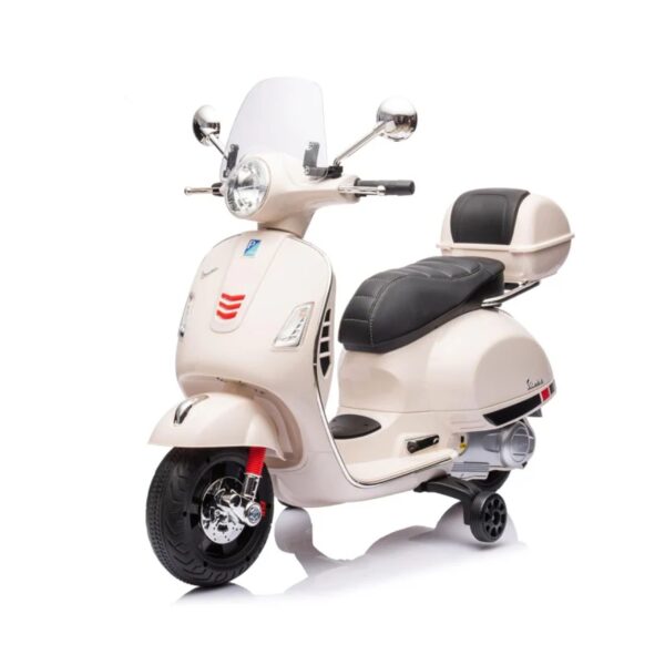 Giaquinto Vespa GTS Bianca